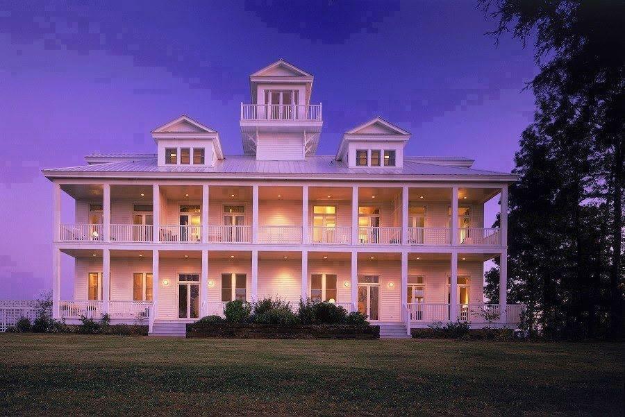 The Wedding Website of Kindyl Bailey and Alex Thomas