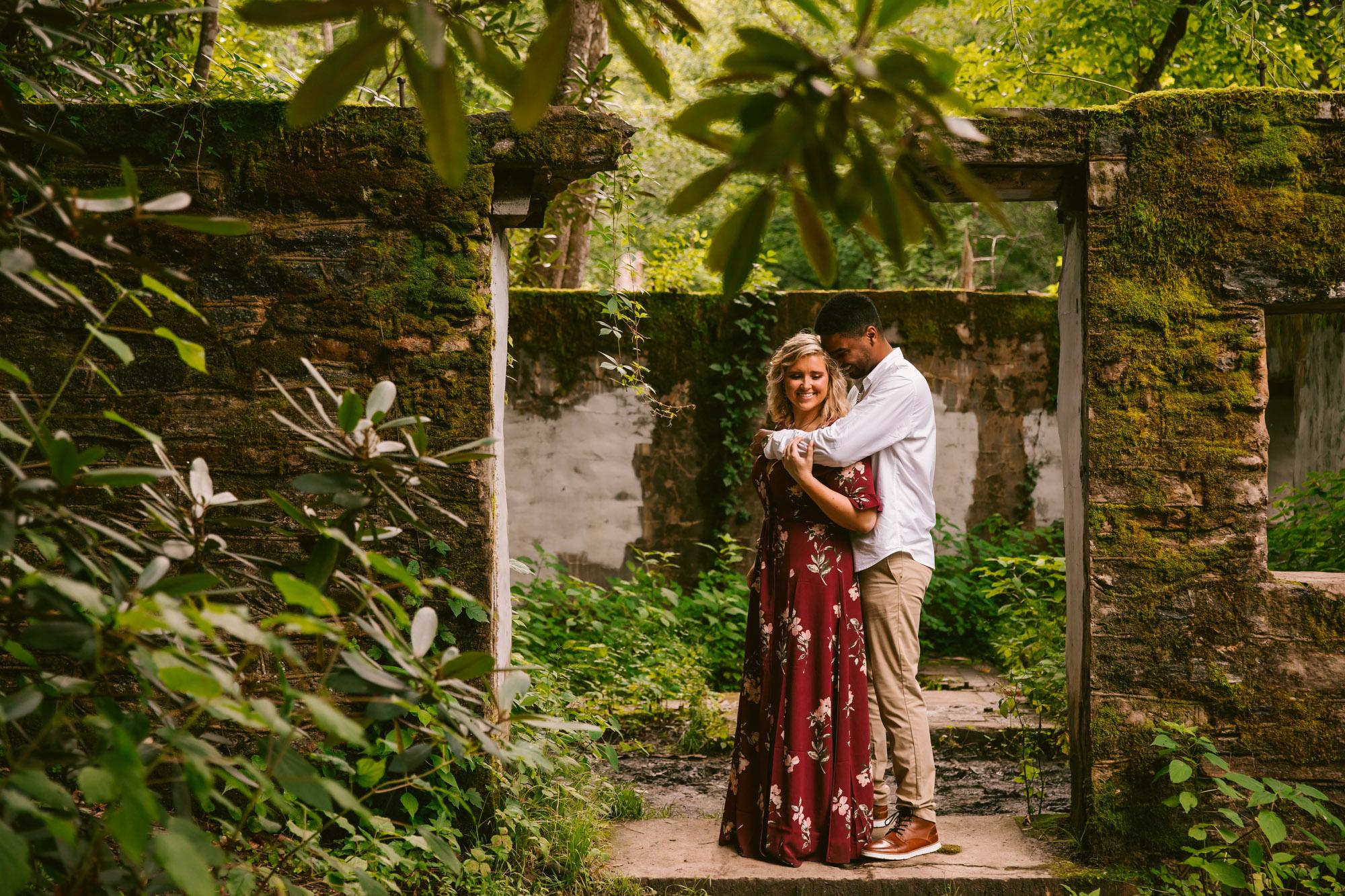 The Wedding Website of Sarah Miller and Reggie Angry