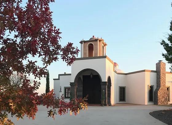 The Wedding Website of Paola Molina and Austin Bradley