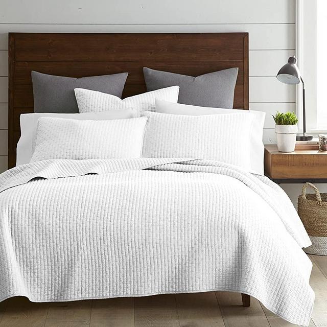 Levtex Home - Cross Stitch Quilt Set - 100% Cotton - King Quilt (106x92in.) + 2 King Shams (36x20in.) - Bright White