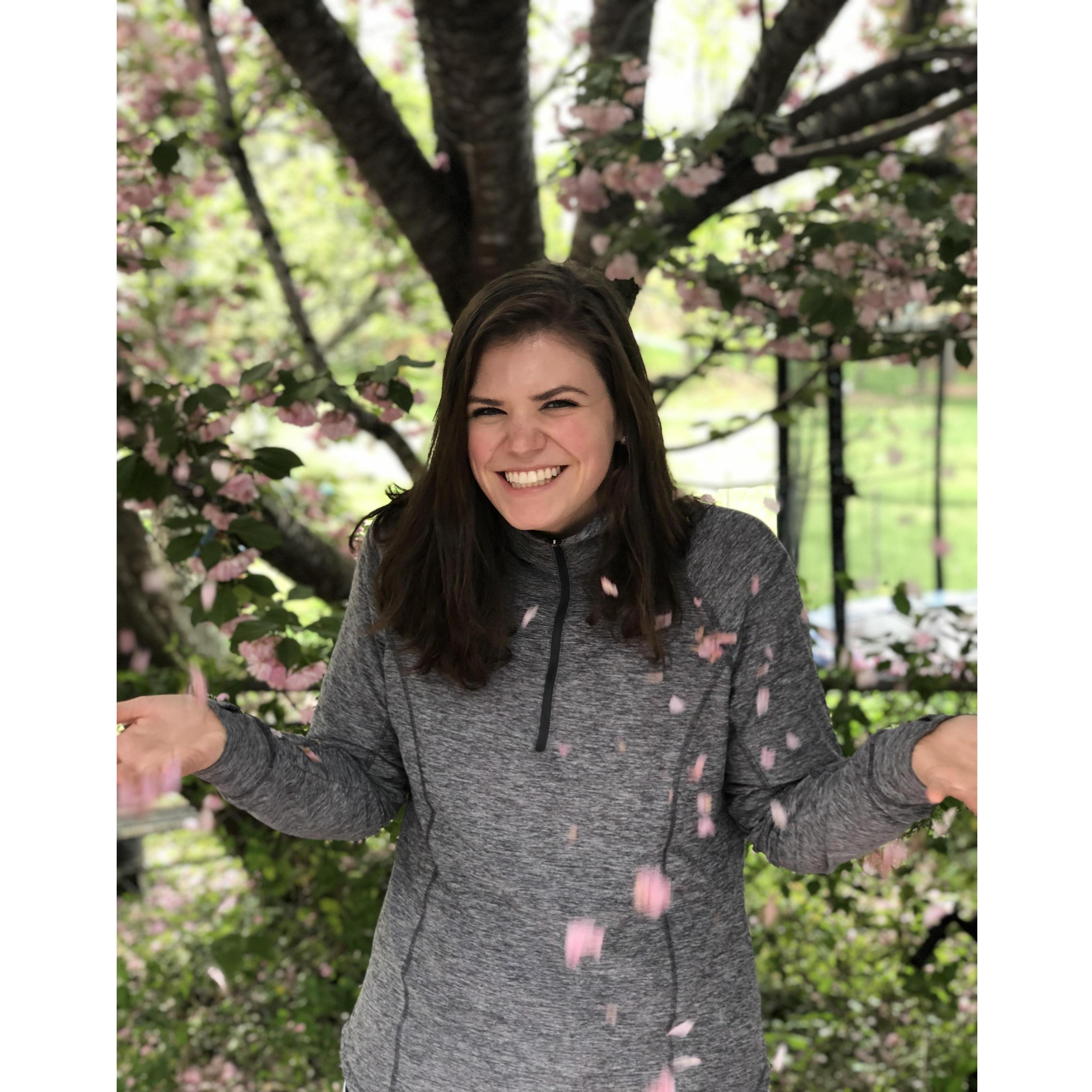 Currently Grant's favorite picture of Julia (that he took), and coincidentally his phone background! This photo was taken while they babysat the five adorable children of some of their close friends.