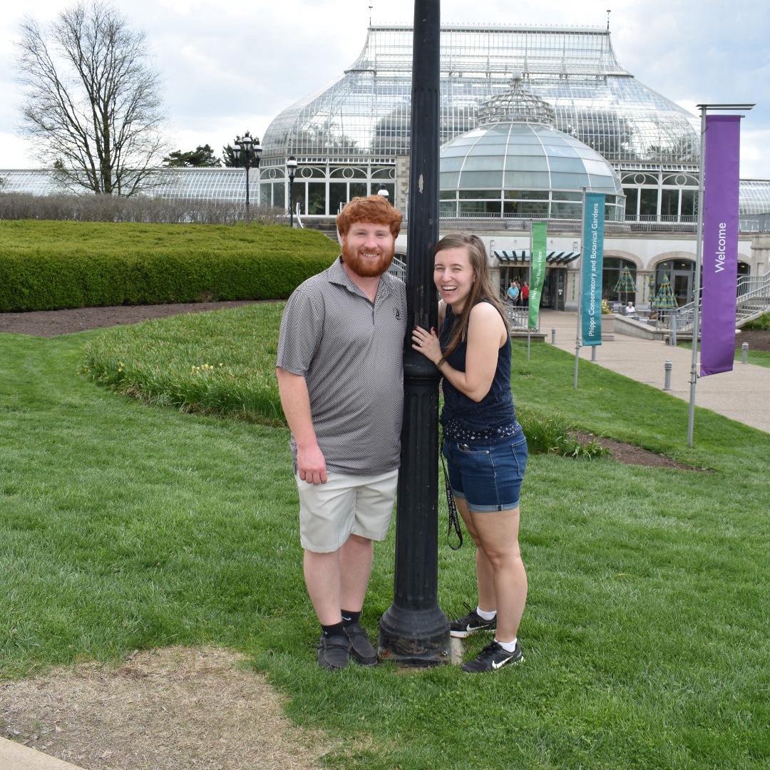 The lamp post! Literally where we first met 🥹