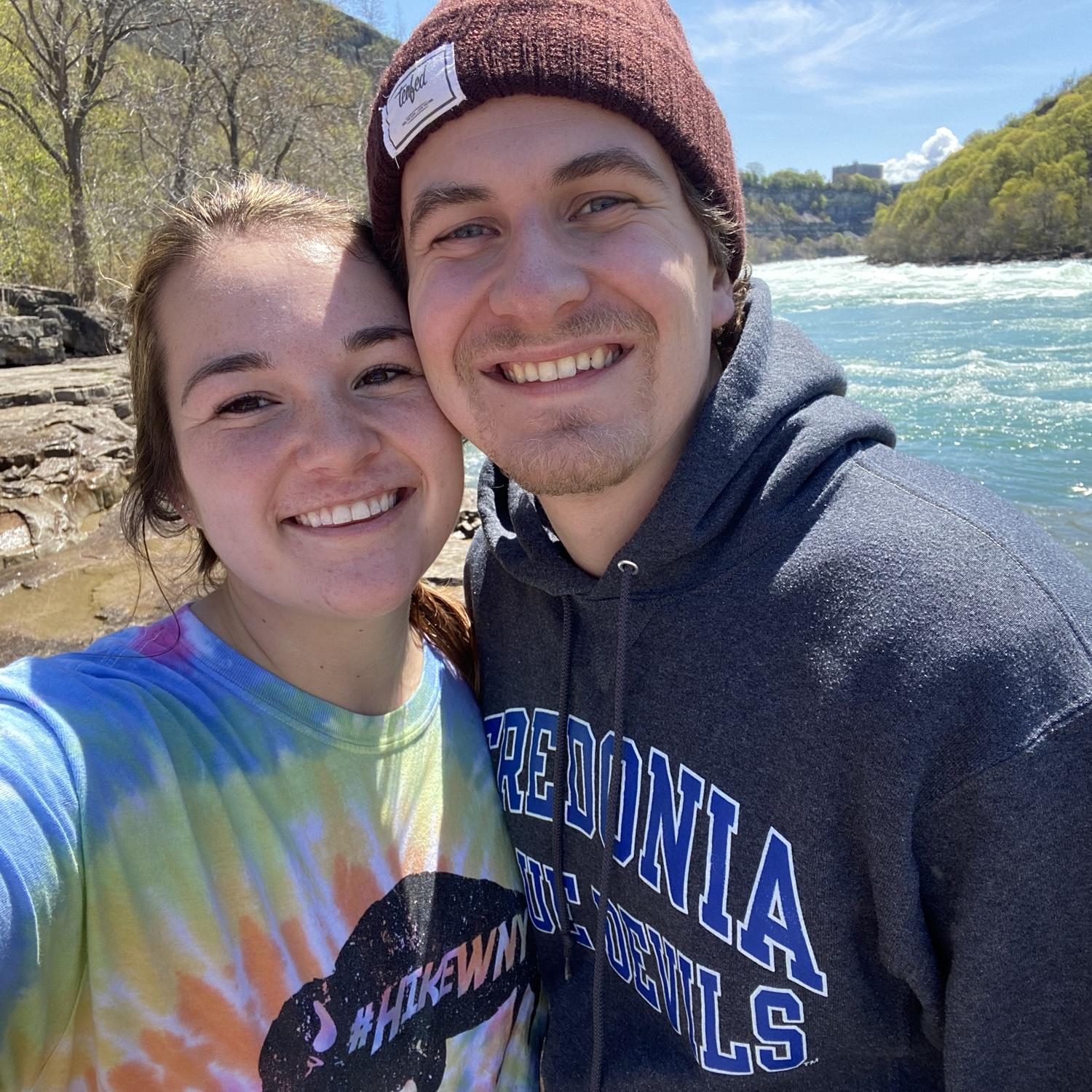 Niagara River
May 2021