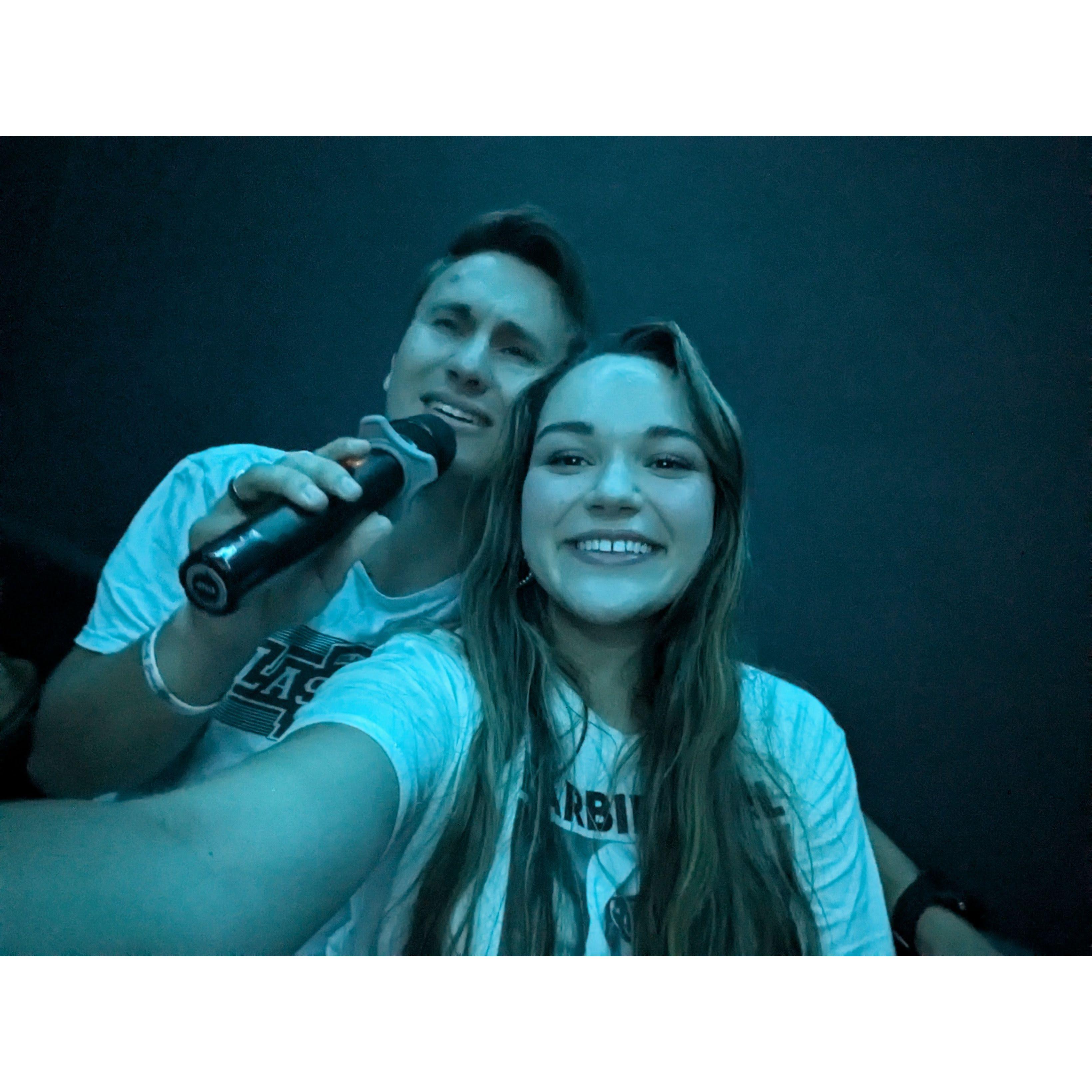Karaoke date