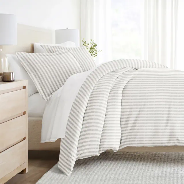 Stripe Pattern Premium Ultra Soft 3PC Duvet Cover & Shams Set - Becky Cameron, Puffed Rugged Stripes / Light Gray, King/California King