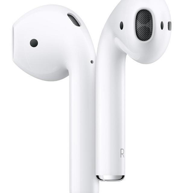 AirPods with Wireless Charging Case