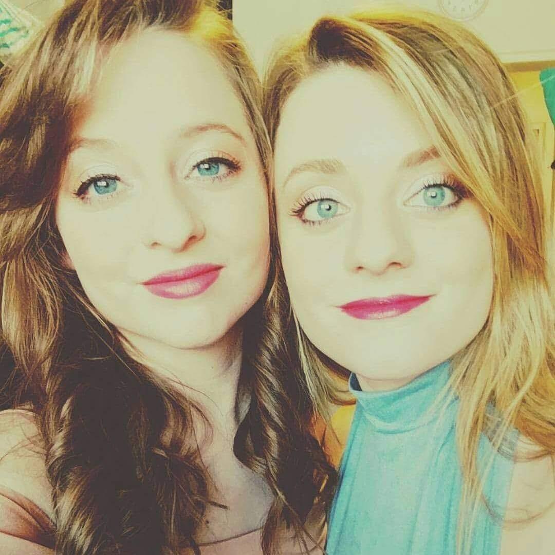 Cheyenne and Kimberly right before we headed up to South Dakota