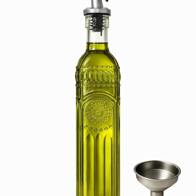 WERTIOO Olive Oil Dispenser Bottle for Kitchen,17oz Clear Glass Cooking Olive Oil and Vinegar Dispenser with Funnel, Delicately Engraved Glass Bottles for Kitchen