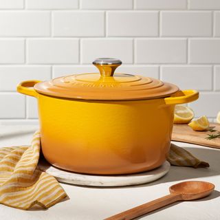 Signature Round Deep Oven