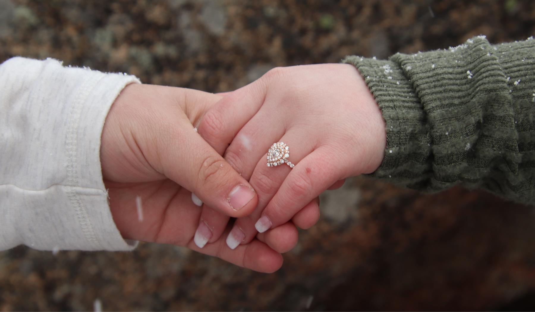 The Wedding Website of Lia Hunter and Issac Morales