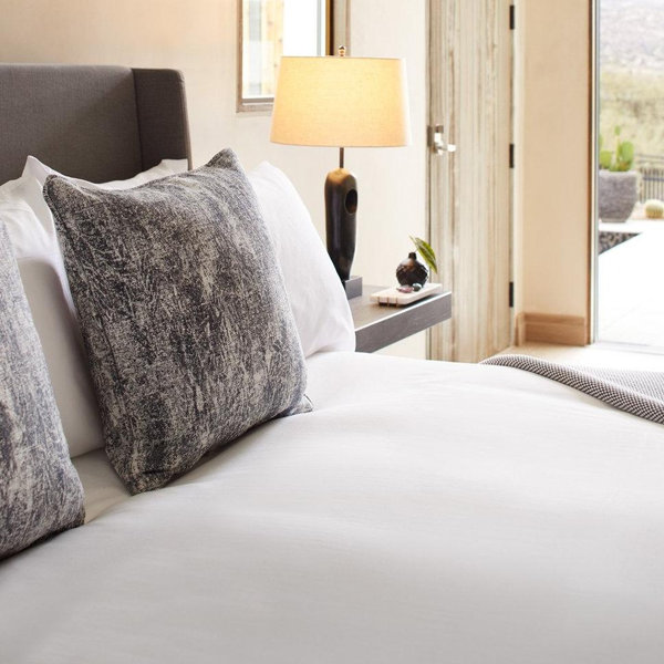 Miraval Featherbed (Queen)