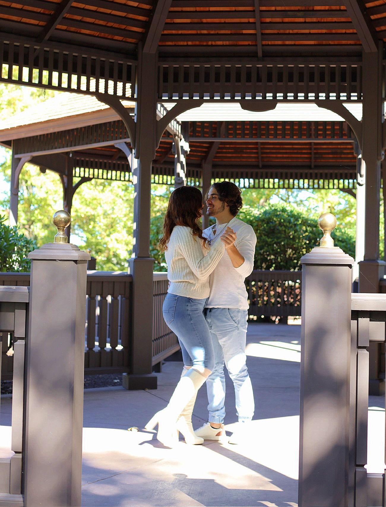 The Wedding Website of Victoria Waterhouse and Ethan Ramirez