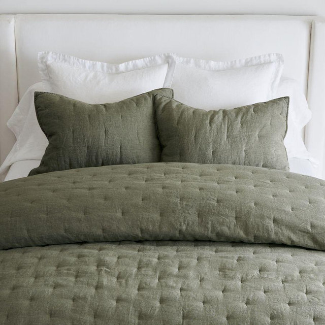 Belgian Flax Linen Tufted Quilt, King/Cal. King, Loden