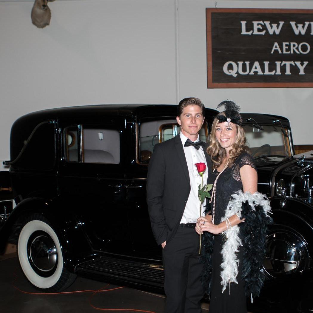 Fancy flapper dinner & dance party with our young adults group at church. We sing dance that night! '2016