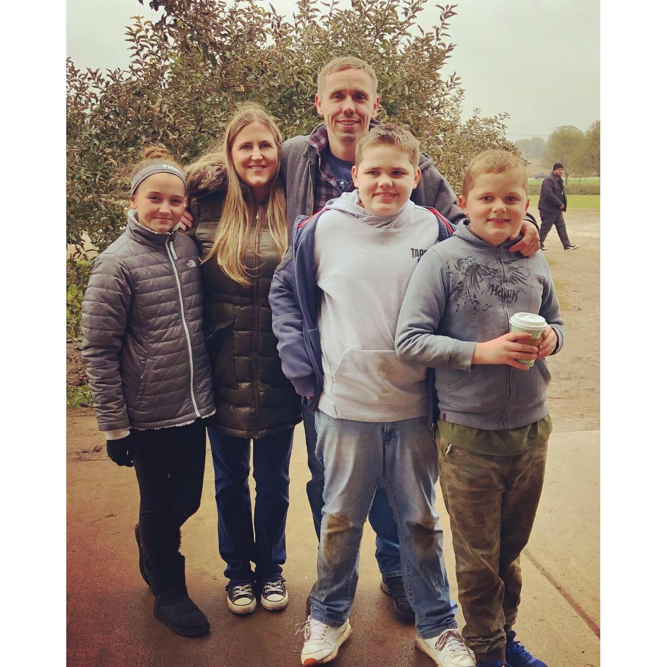 Cider mill family trip