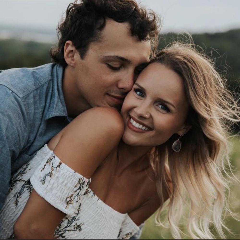 カイ　オーダーページ　アナ Audrey Olson and Kyle Howell's Wedding Website