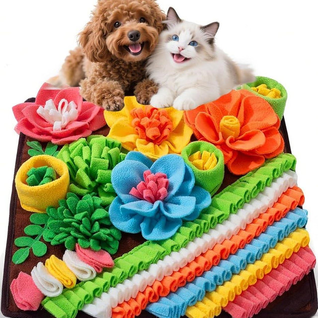 Snuffle Mat for Dogs Cats Rabbits, Pet Treats Feeding Mat, 15.4 x 15.4 inch for Small & Medium, Felt Wool Dog Sniff Mats for Slow Feed, Rabbit Foraging Mats, Relieve Anxiety, with Anti-Slip Bottom