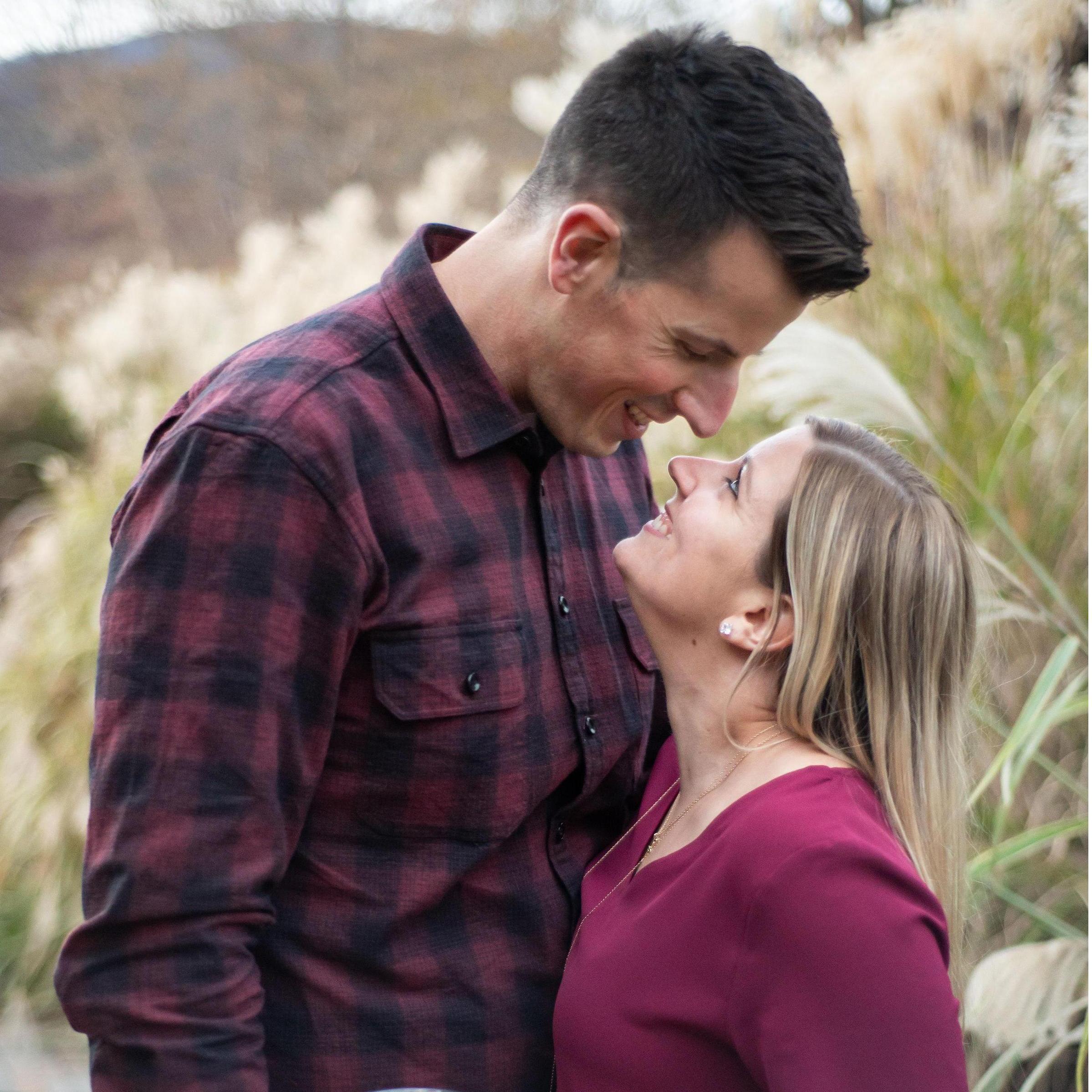 Engagement photos at Devil's Backbone Brewery. Roseland, VA. 

Photo cred: Bokeh Lane Photography