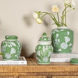Creative Co-Op Decorative Ceramic Ginger Jar with Lid, Green
