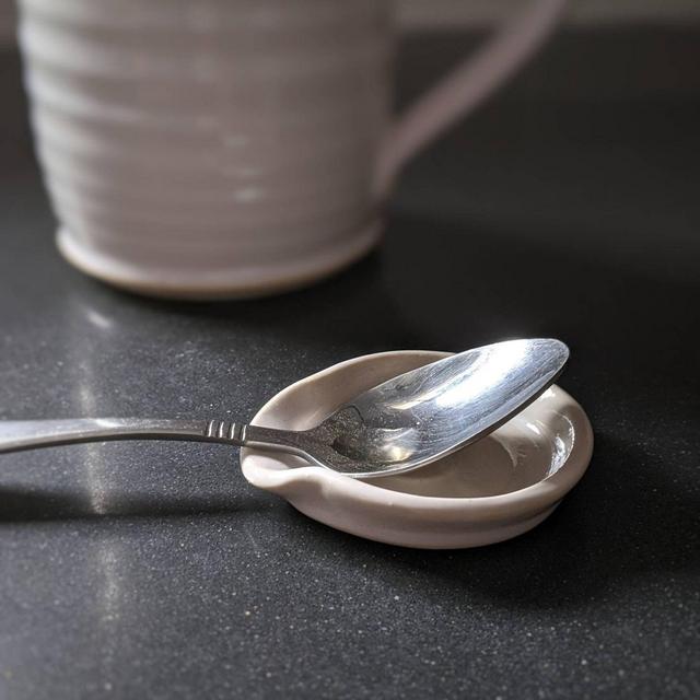 Small White Ceramic Spoon Rest, Coffee or Tea Small Spoon Rest, Farmhouse White Pottery, Modern Spoon Holder Pottery