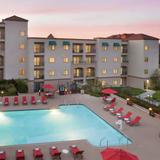 Embassy Suites by Hilton