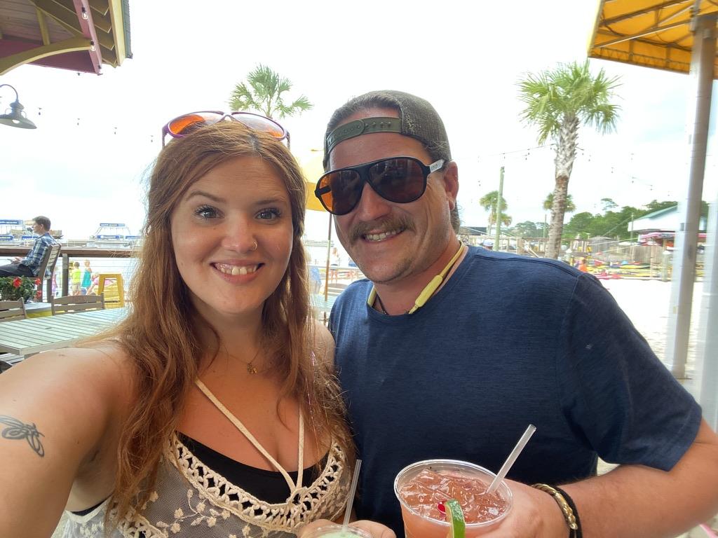 The Wedding Website of Sydney Hooper and Leo Moucka