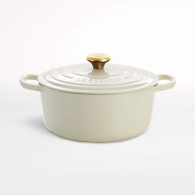 Le Creuset ® Signature 5.5-Qt. Cream Enameled Cast Iron Dutch Oven