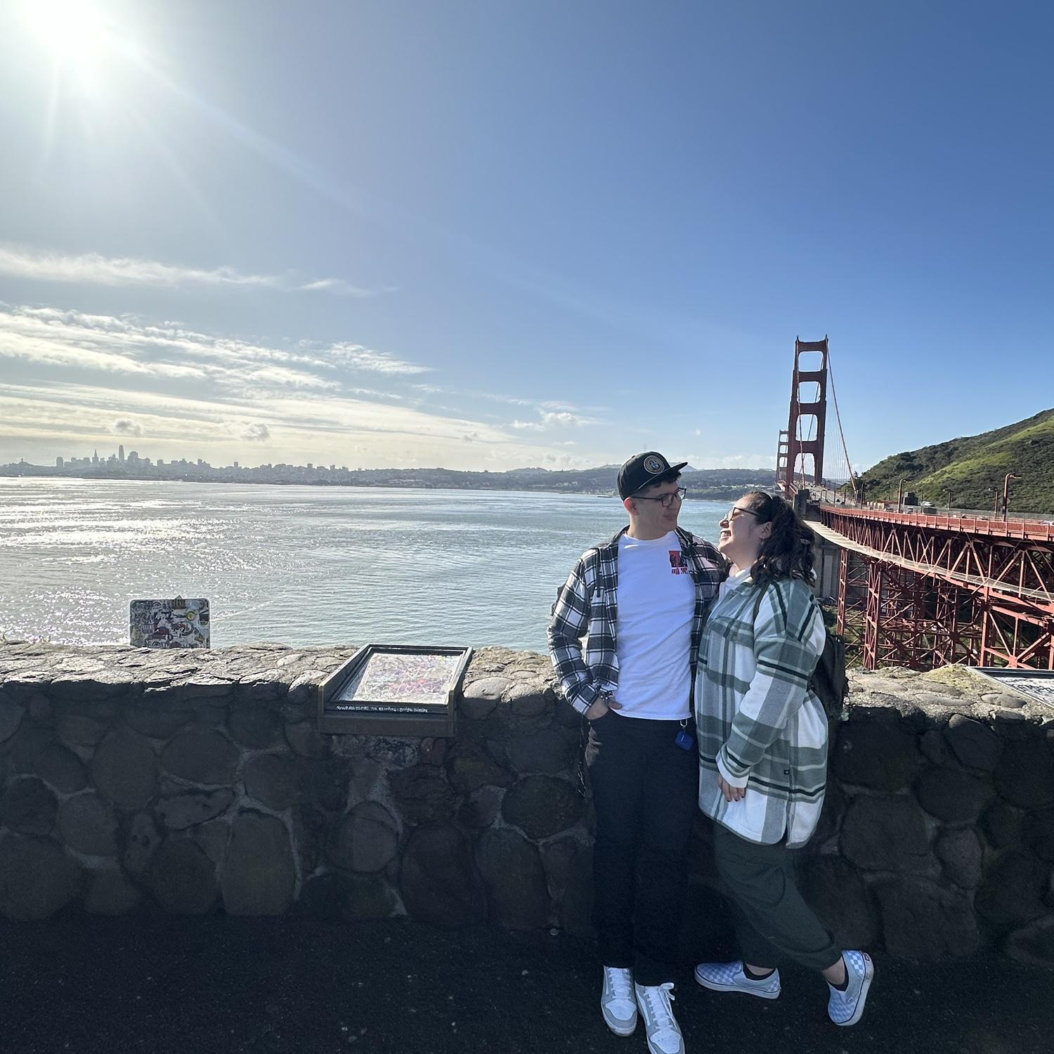 Laura's first time seeing the bridge!