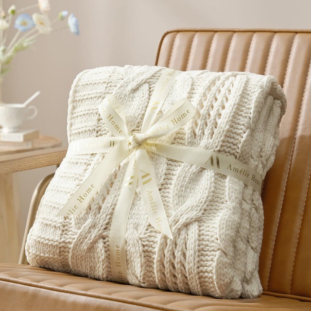 Amelie Home Cable Knitted Throw Blanket for Couch, Chenille Chunky Knit Throw Blanket, Throw