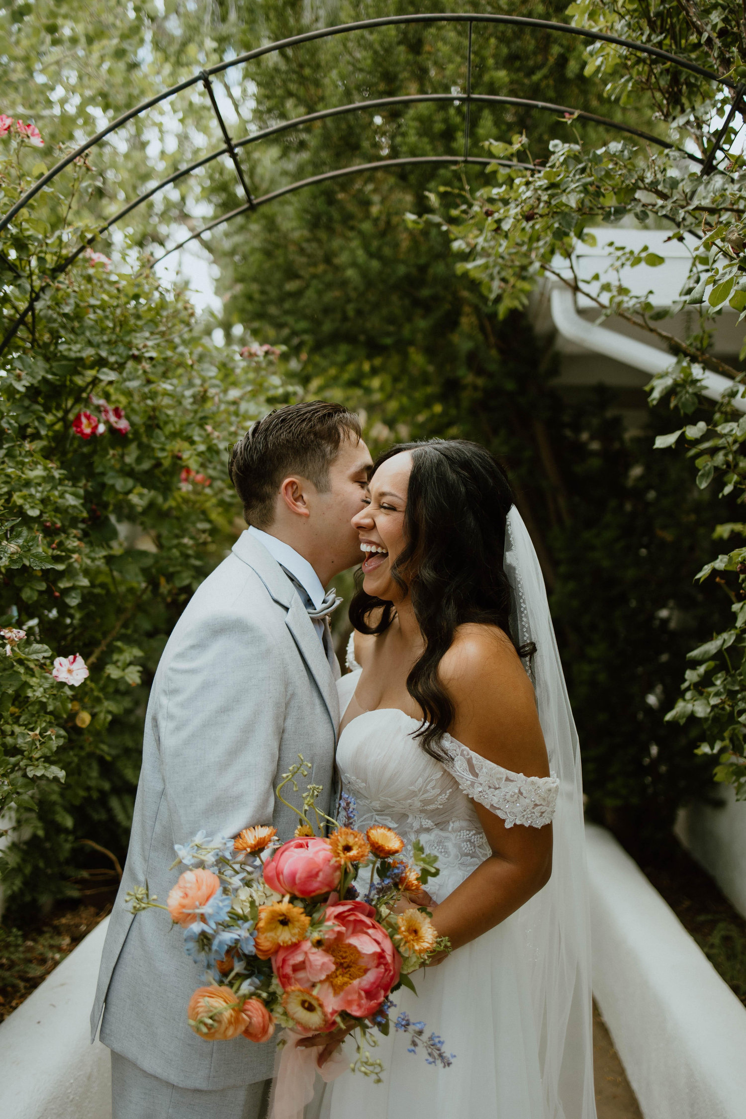 The Wedding Website of Xochitl Benitez and Alan Moya