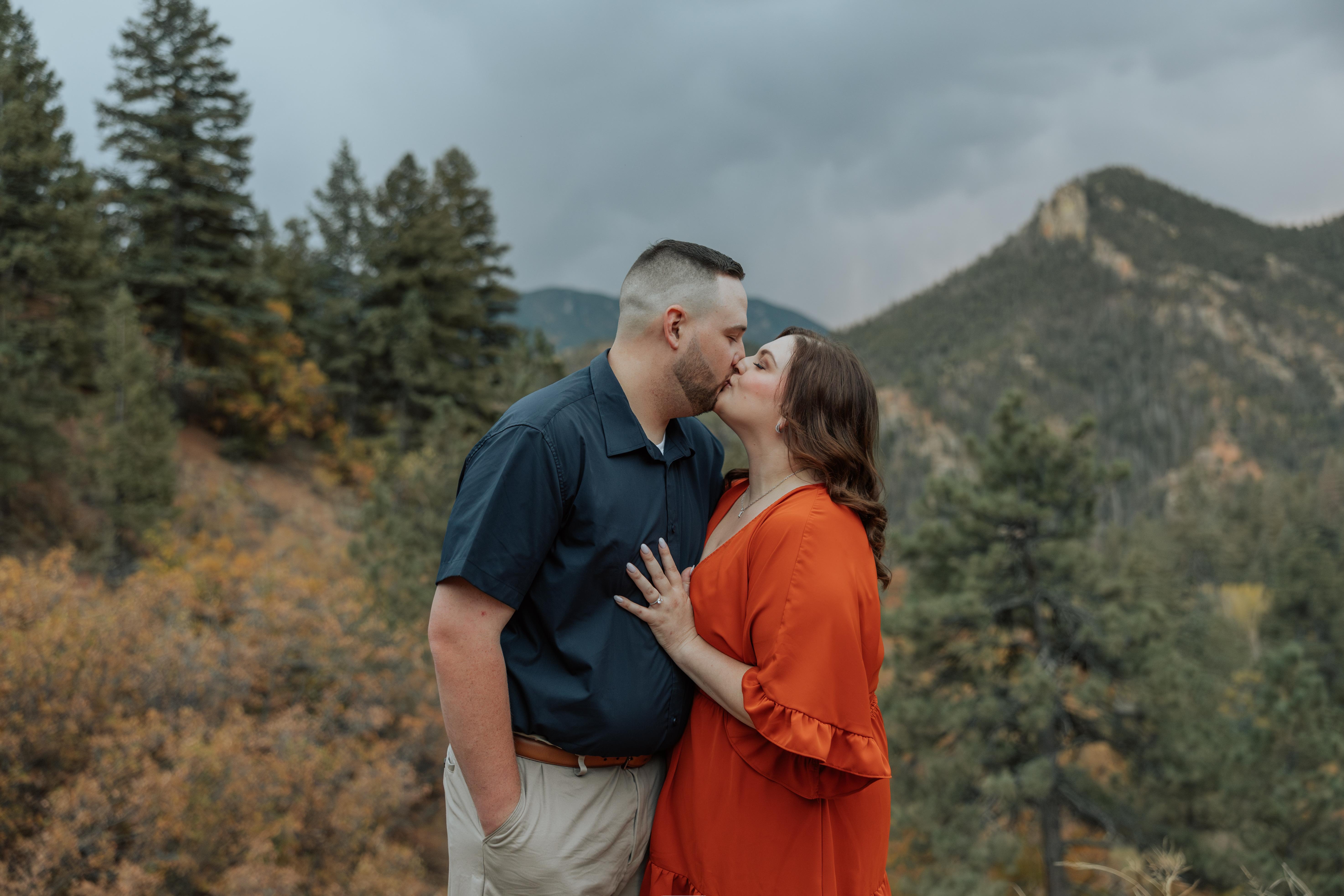 The Wedding Website of Ashleigh Kerrigan and Lucas McCullough