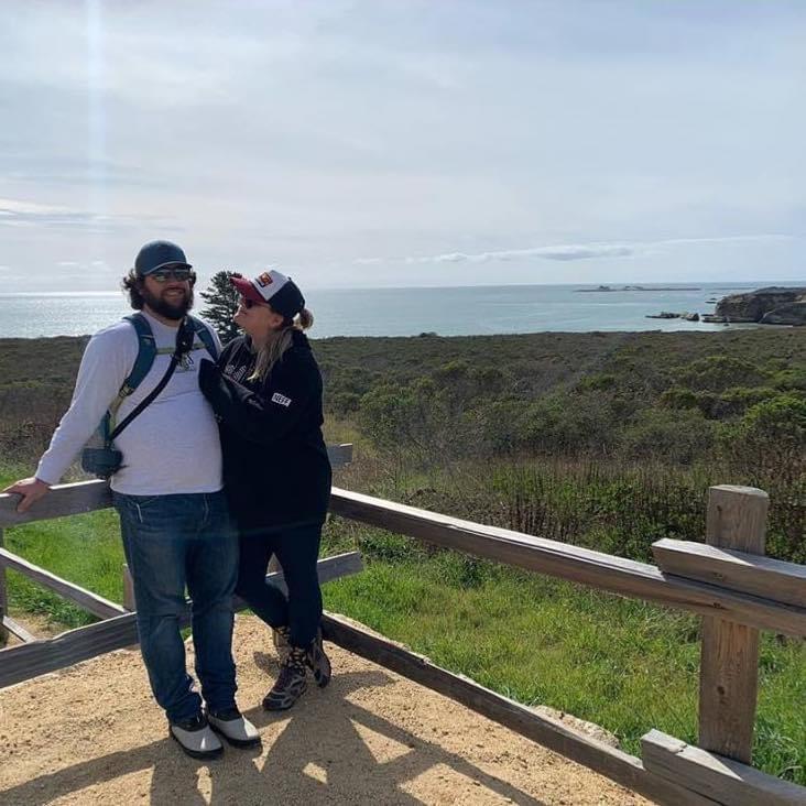 Hiking to the elephant seals