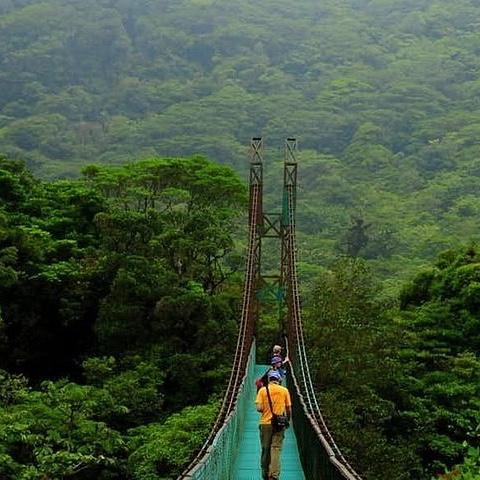 Hanging bridge & volcano tour
