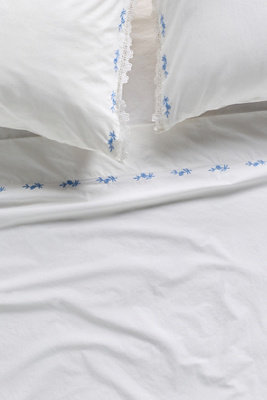 Leslie Cotton Percale Floral Embroidered Lace Sheet Set