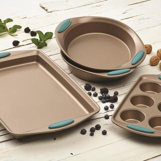 Cucina Nonstick 4-Piece Bakeware Set