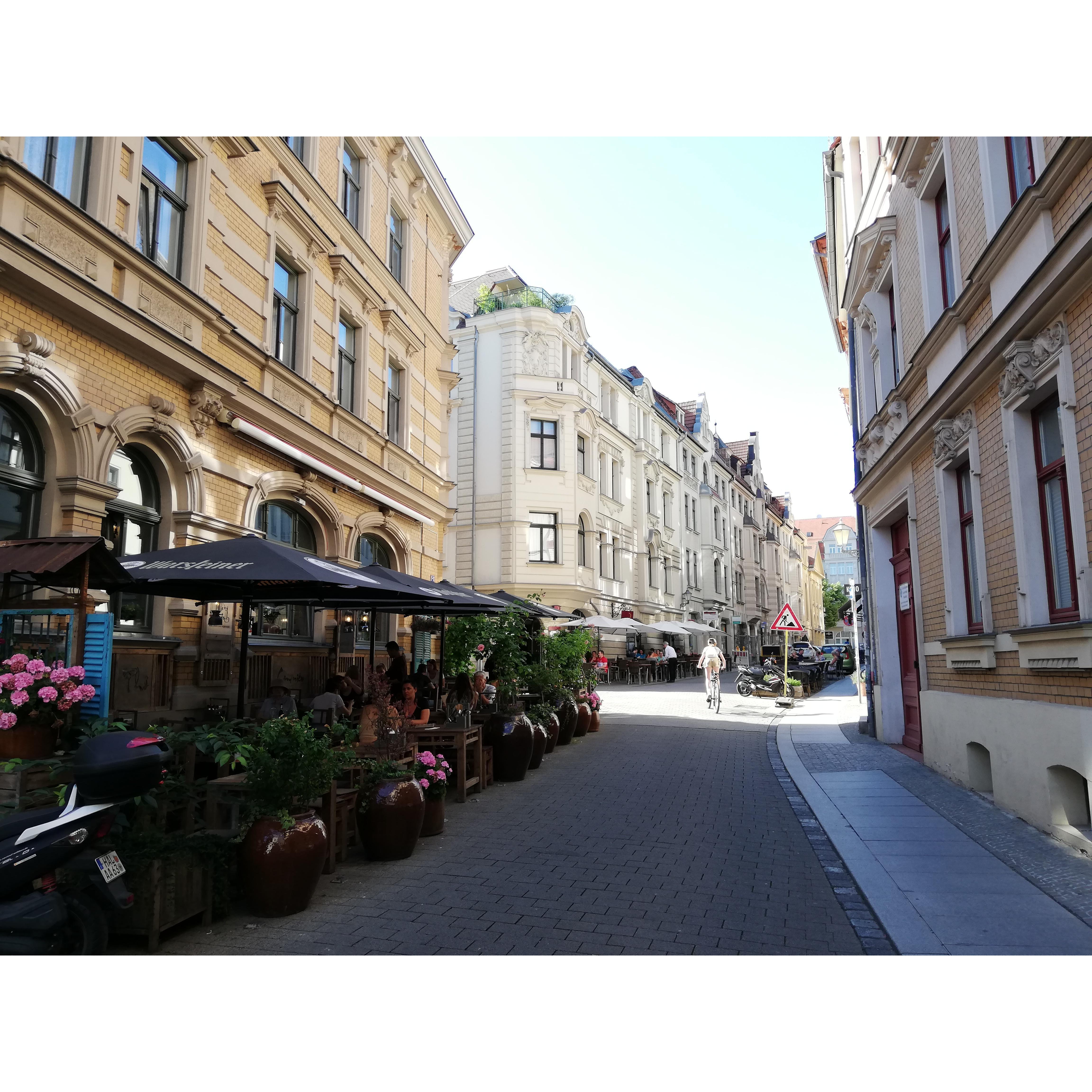 City center of Halle (Saale) - where Sabrina and Brett met for the first time, and later for their first date