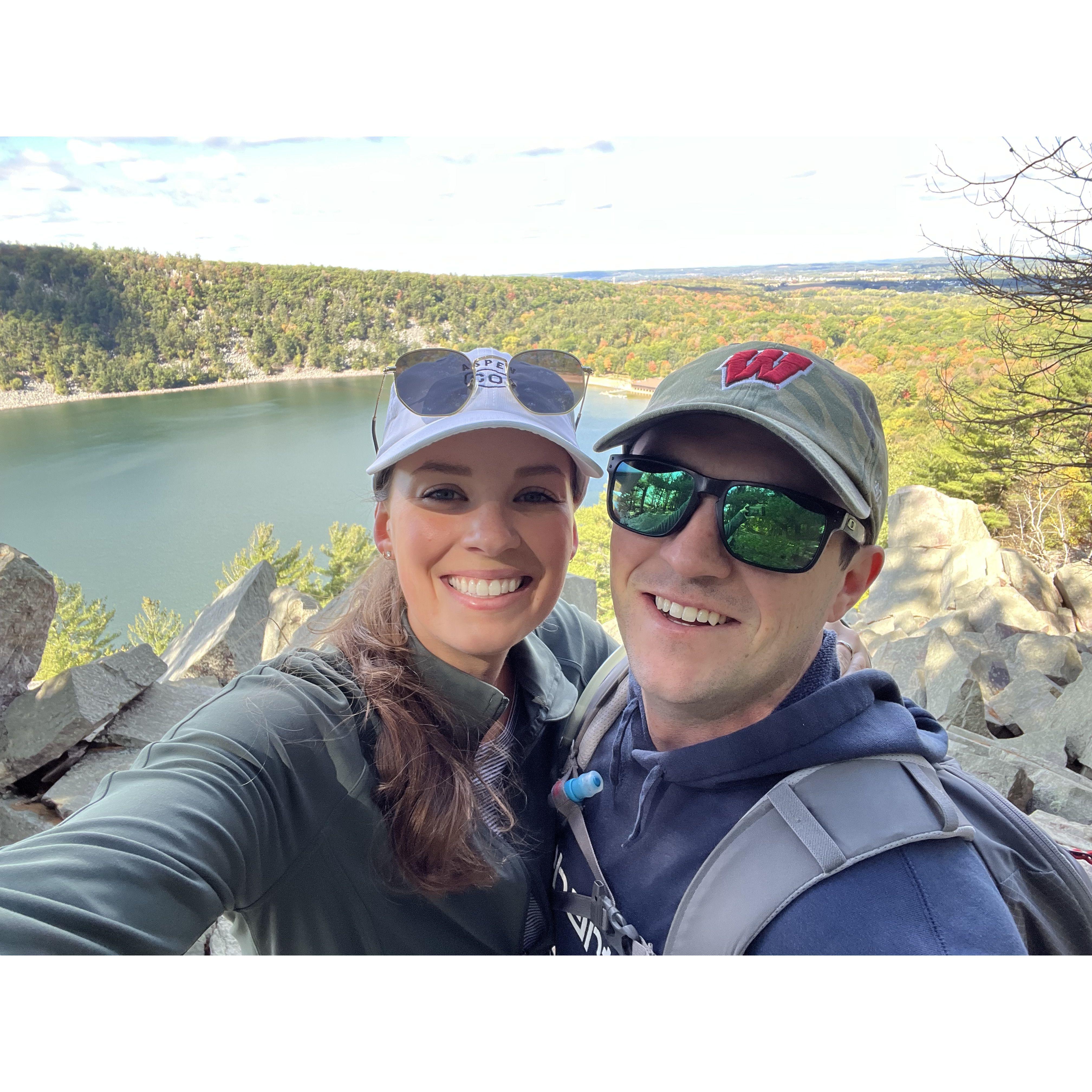 Hike at Devil's Lake 2023
