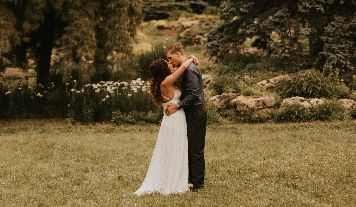 The Wedding Website of Caitlin Mosley and Collin Winslow
