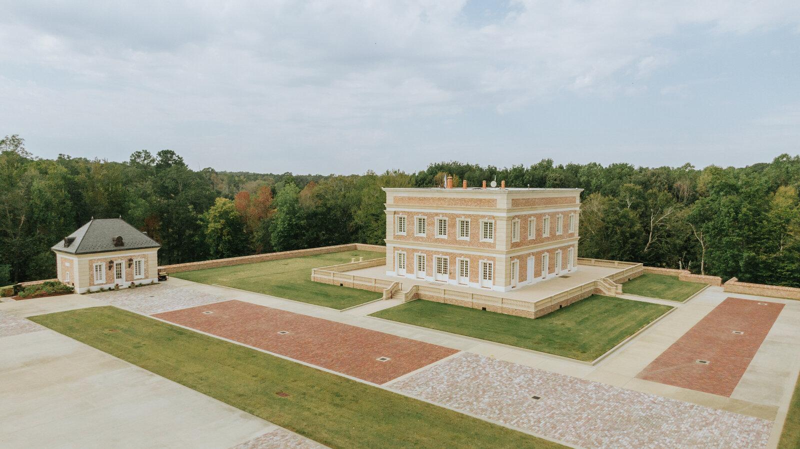 The Wedding Website of Kelcie Frye and Christopher Holloway