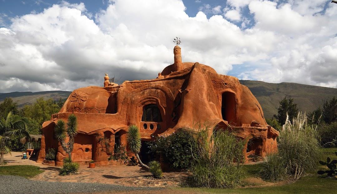 The Wedding Website of Juliana Olarte and Macy Noyes