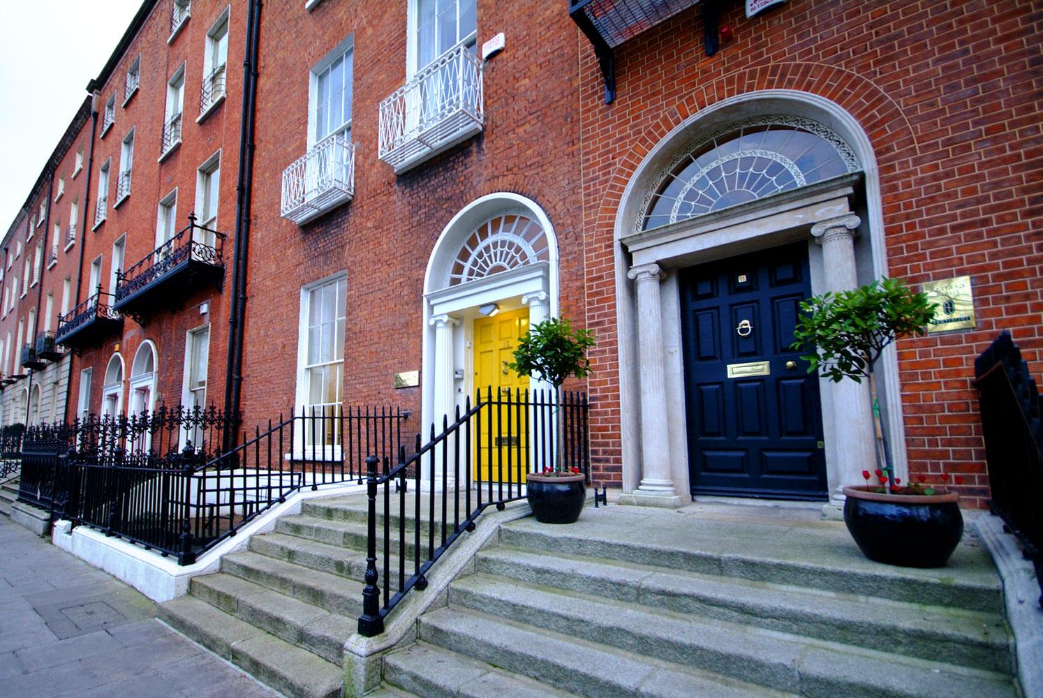 The Wedding Website of Renée Darville and Leon Vaughan