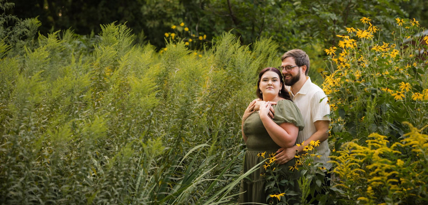 The Wedding Website of Emi Howard and Andrew Stevens