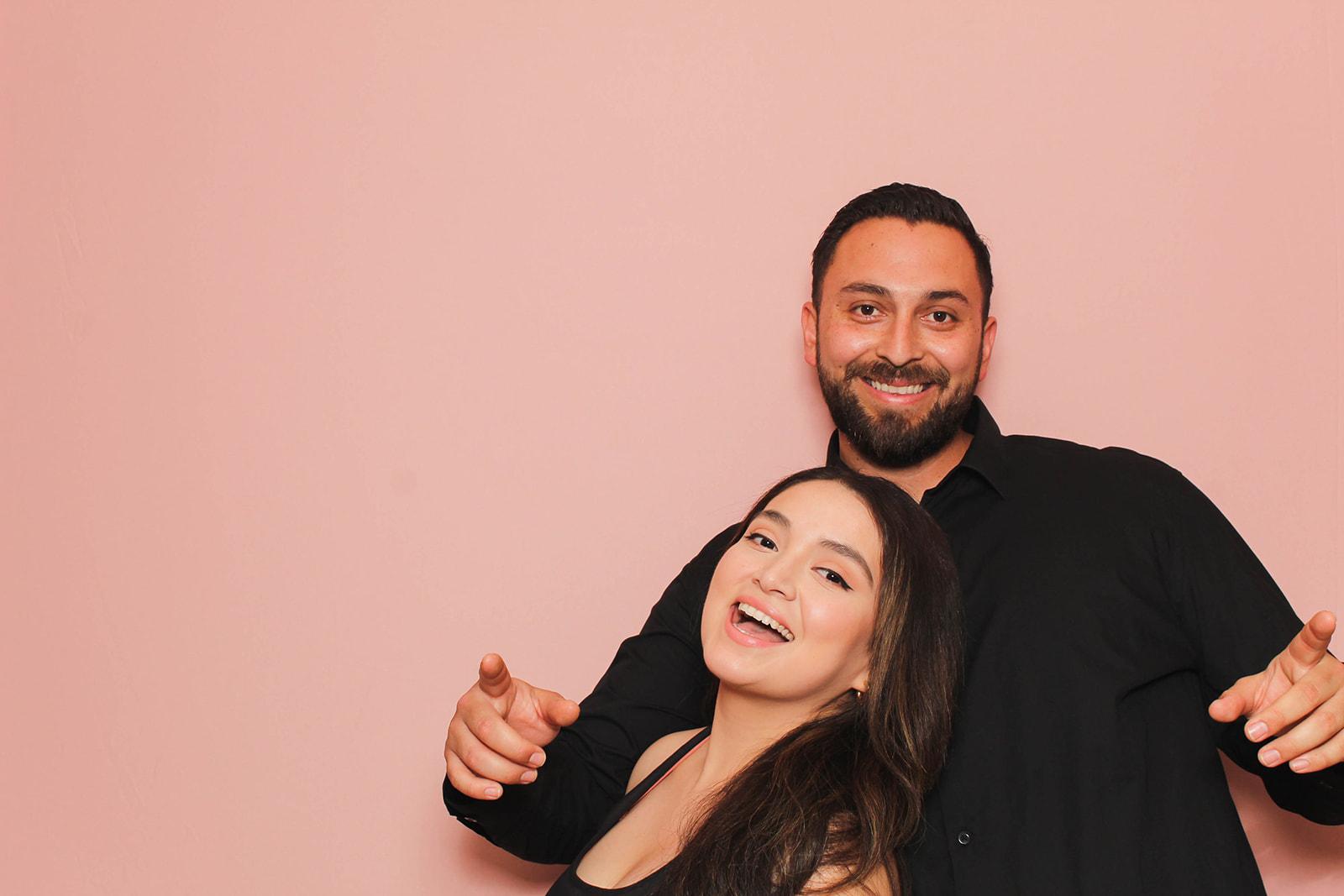The Wedding Website of Nallely Rios and Abraham Vargas