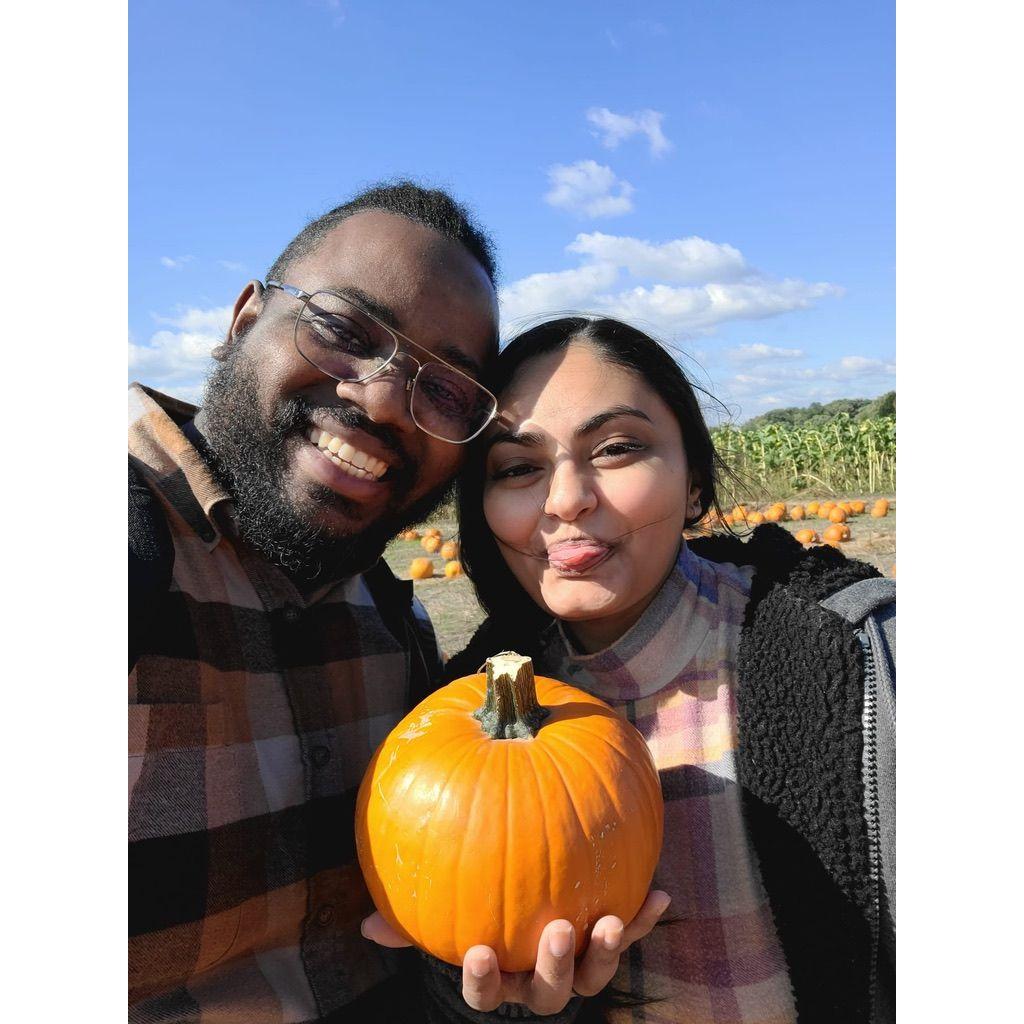 Pumpkin orchard date