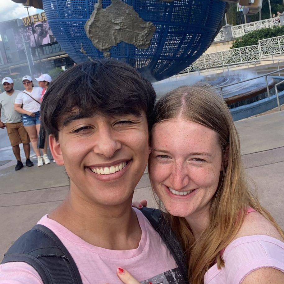 The bride & groom in Universal in 2021