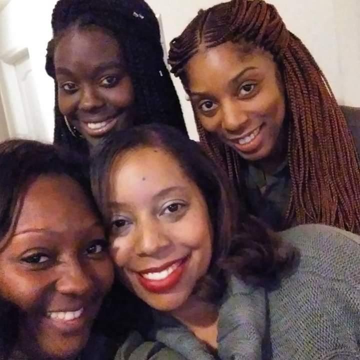 Iesha, Felisha Ari, and Tanya (Sistas)