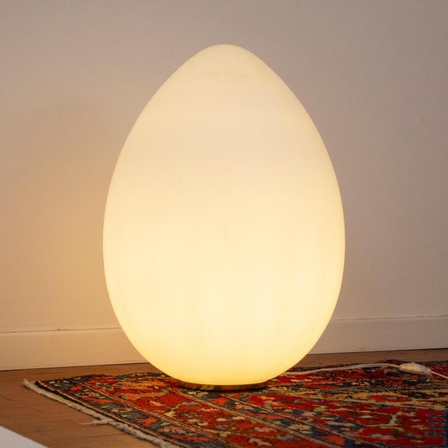 Large vintage frosted white Murano glass floor and table lamp egg shape height 60cm, handmade Made in Italy, lighting design