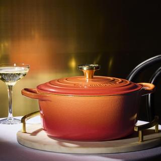 Limited Edition Signature Round Dutch Oven