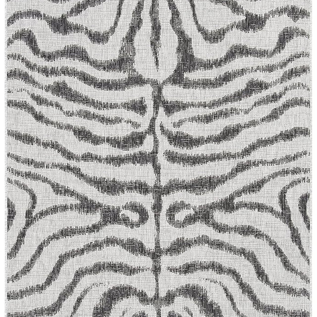 SAFAVIEH Courtyard Collection 2' x 3'7" Grey/Black CY8444 Modern Zebra Print Indoor/ Outdoor Waterproof Easy Cleaning Patio Backyard Mudroom Accent Rug