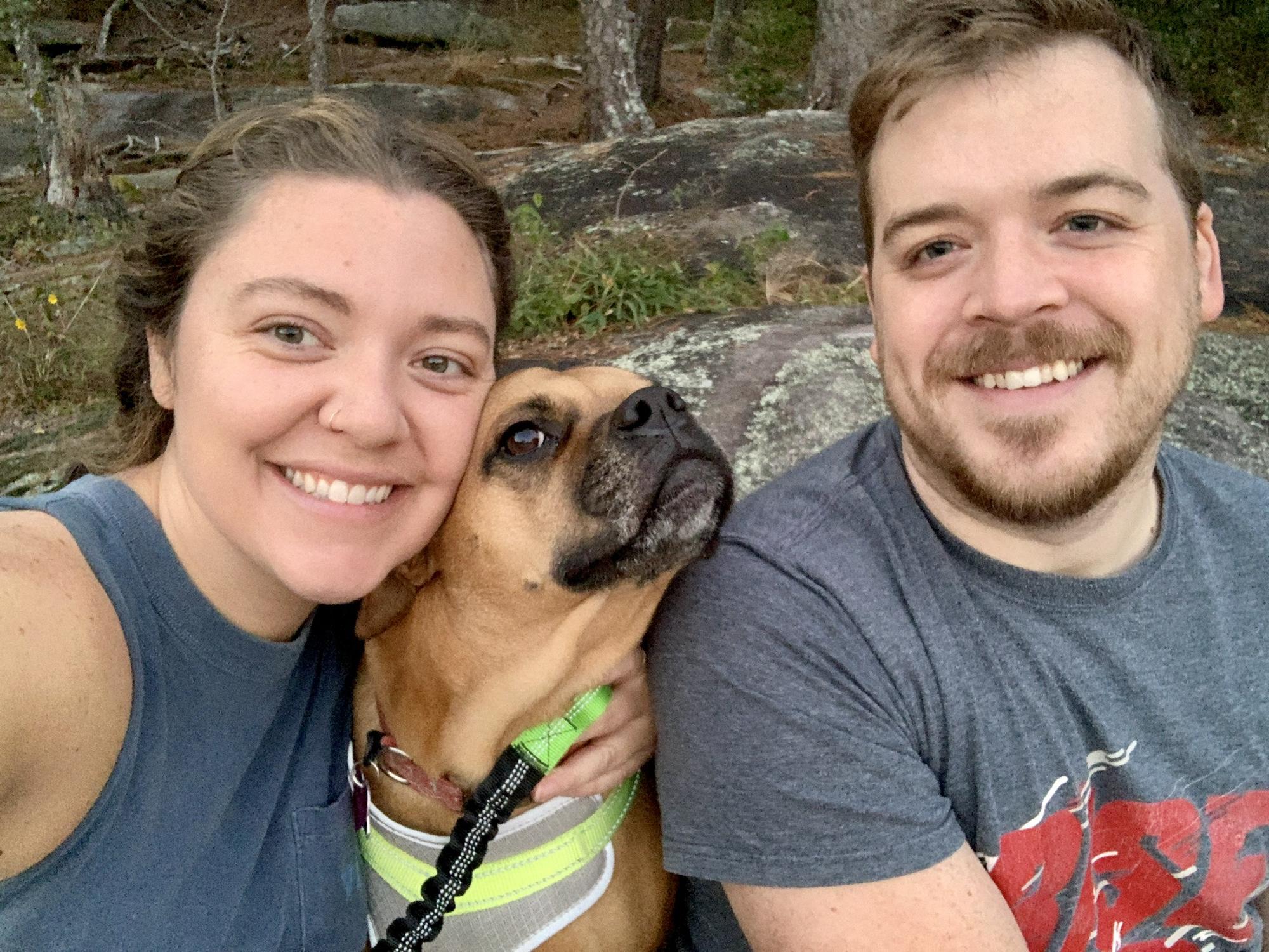 Hiking date with our girl 👧🏻🐕🧔🏻‍♂️